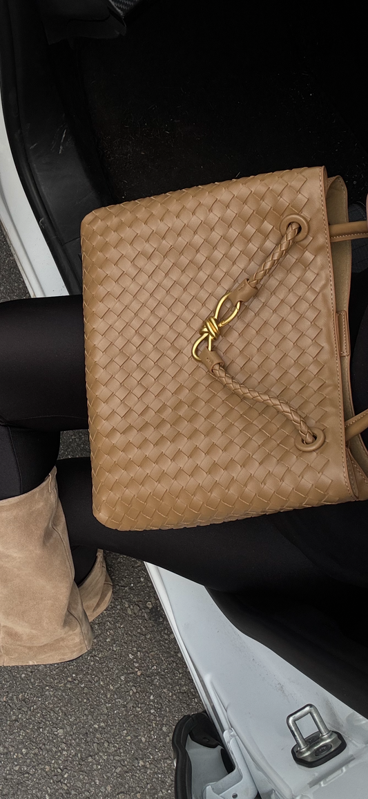 DAFNE 35 CM / PRE-ORDINE